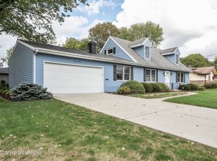 1690 Royal Blvd, Elgin, IL 60123