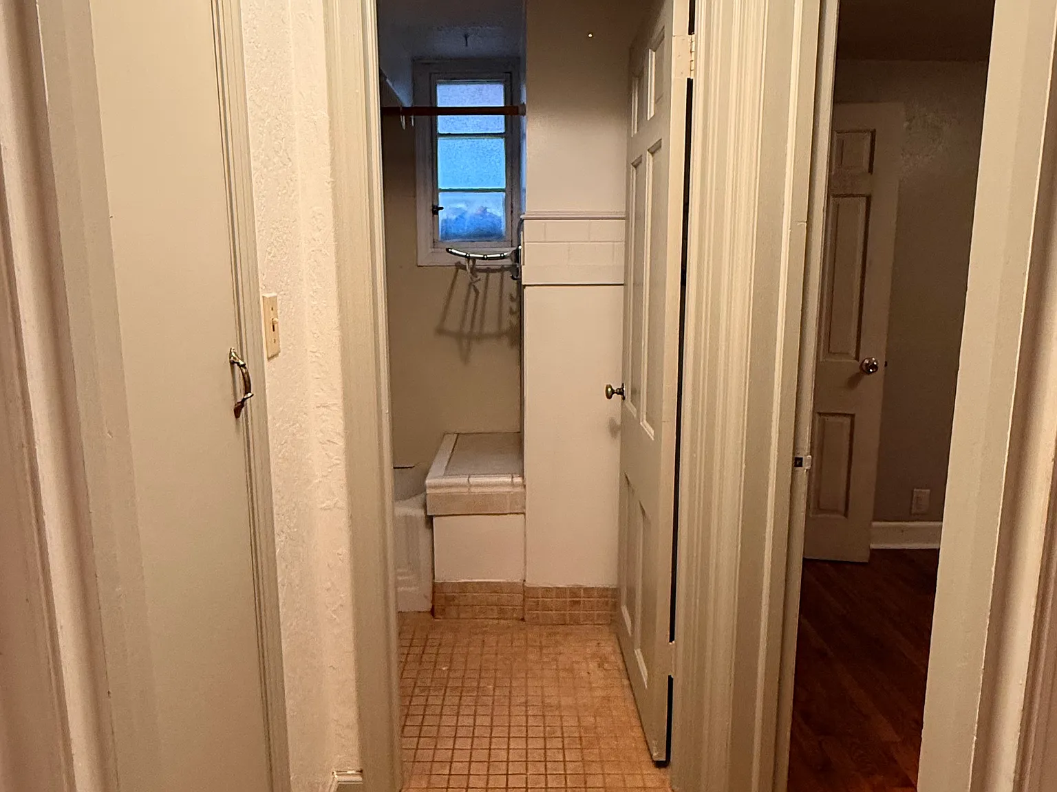 2130 Park Avenue — Photo 3