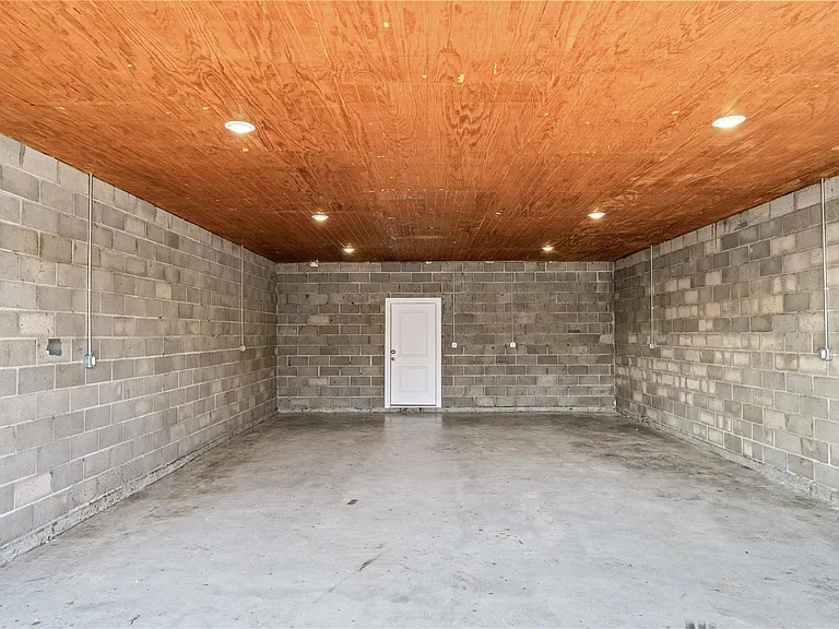 5623 Eskridge St #A — Photo 11