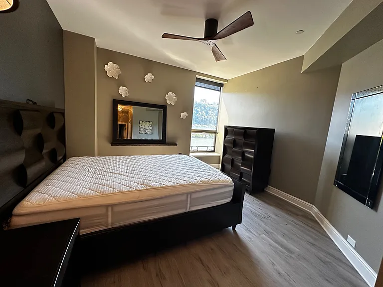 151 Fort Pitt Blvd #902 — Photo 24