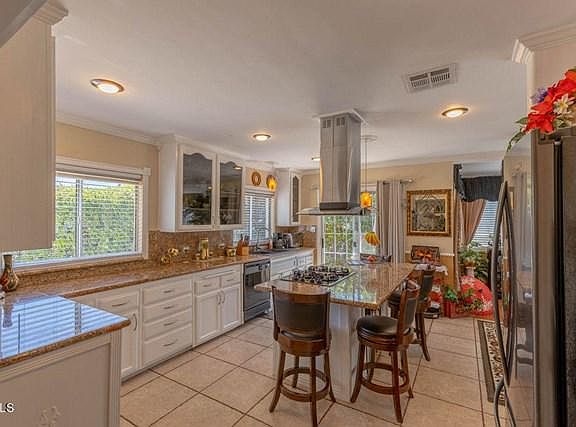 5th image of 6653 Jumilla Ave