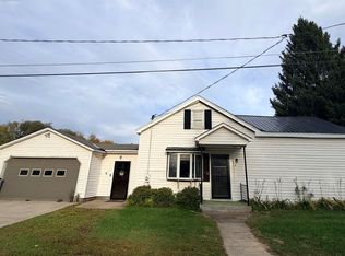 8 North St, Brasher Falls, NY 13613