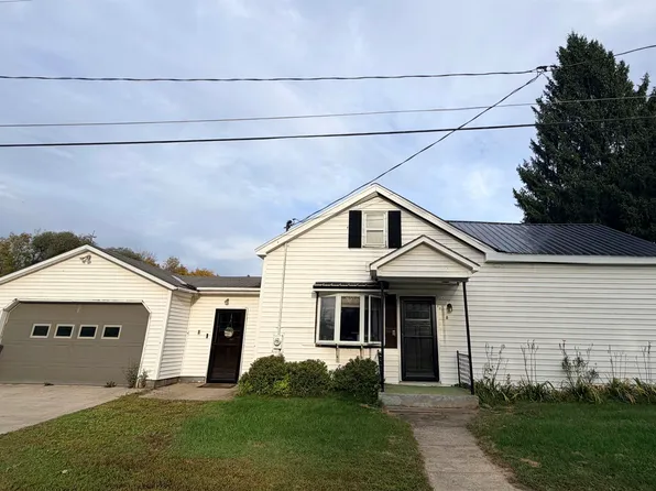 8 North St, Brasher Falls, NY 13613
