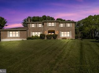 1115 Kelly Dr, Newark, DE 19711