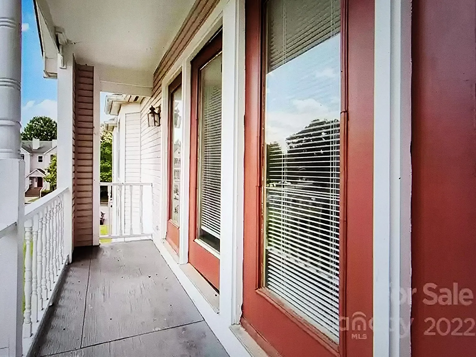 2 bed, 1050 sqft, $1,400 — Photo 1