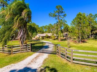 6705 Broken Arrow Trl S, Lakeland, FL 33813