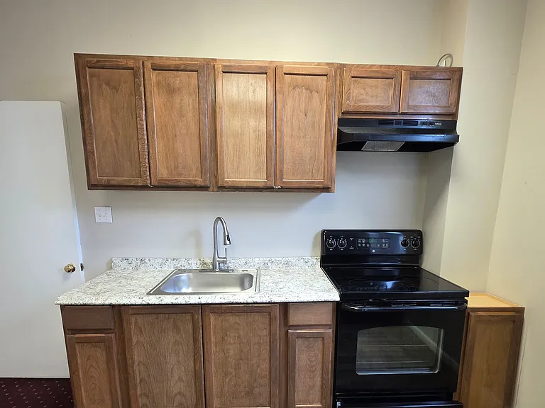 14 S State St #101 — Photo 2