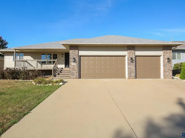 7524 W Boysenberry St, Sioux Falls, SD 57106