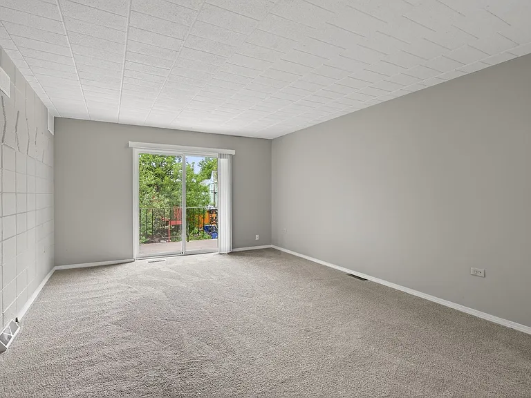 1127 Raymond Ave — Photo 10