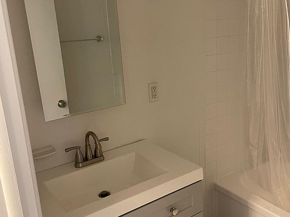 Full Bath