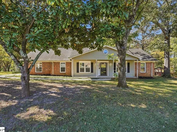 109 Woodgreen Dr, Mauldin, SC 29662