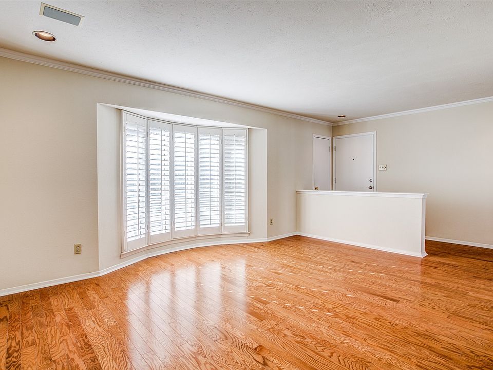 1st image of 5823 E University Blvd APT D