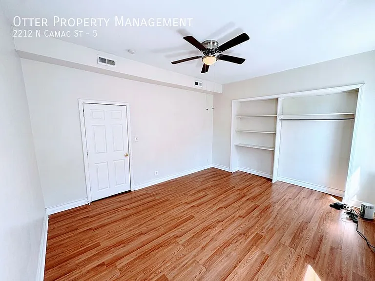 2212 N Camac St #5 — Photo 6