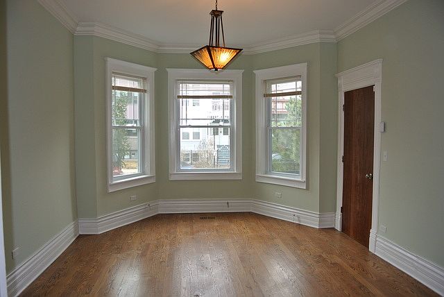 1st image of 1633 N Whipple St #2