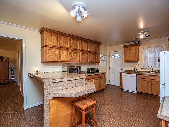 5th image of 1224 Mount Holly Rd