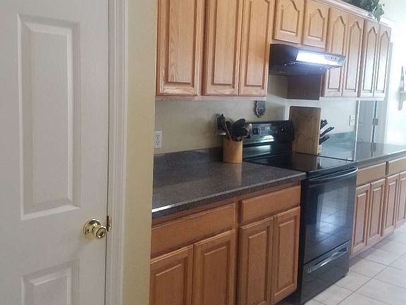 3rd image of 336 SW Loblolly Pl