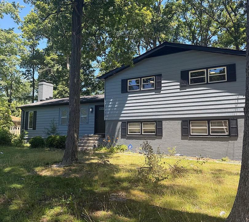 1st image of 896 Forest Ln