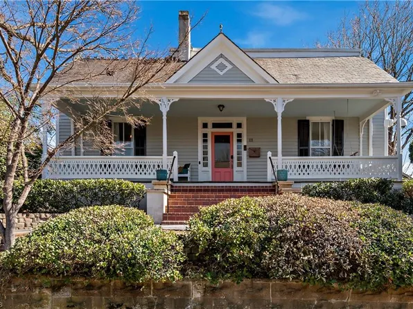 111 N Poplar St, Winston Salem, NC 27101