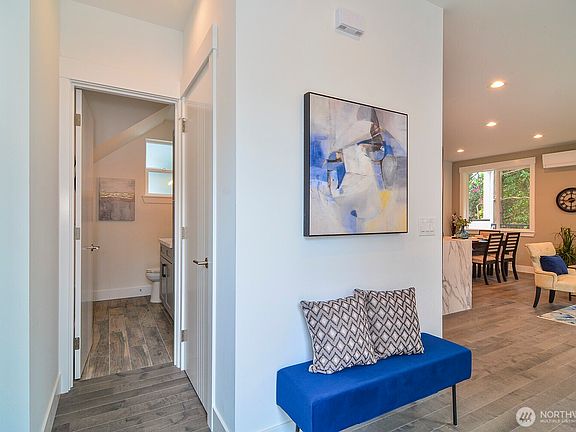 2nd image of 2336 B 23rd Avenue S