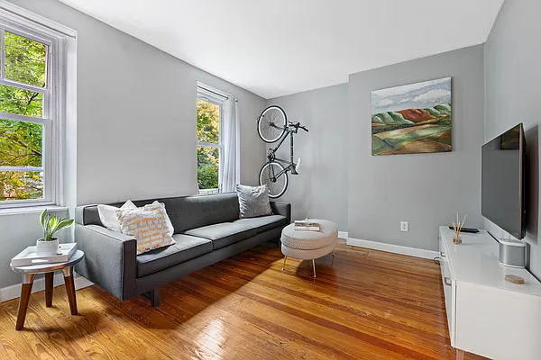 Rented by Compass | media 11