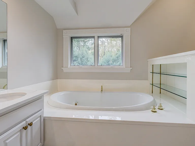 2105 S Fillmore St — Photo 9