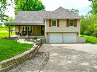 15410 NE 186th St, Holt, MO 64048