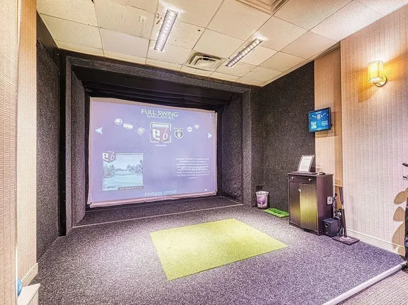 330 East 38th Street image 24 of 26