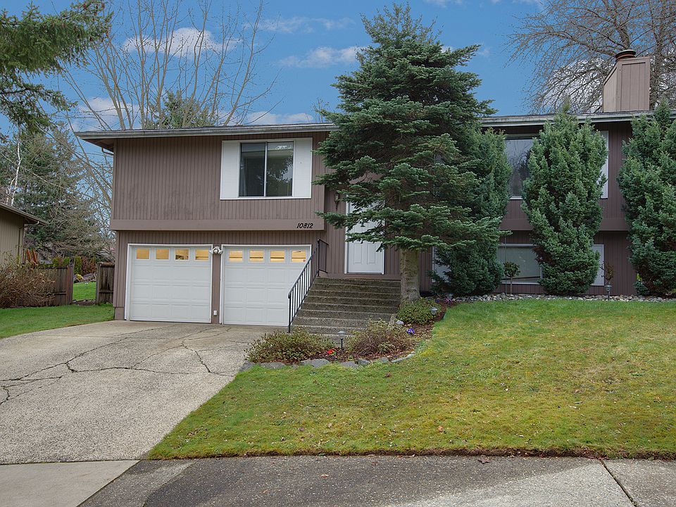 1st image of 10812 157th Ave NE