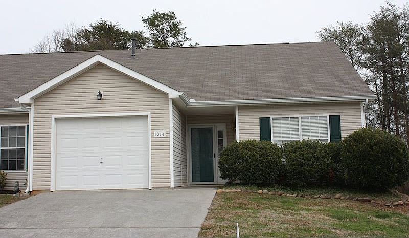 1st image of 1014 Brittany Deanne Ln