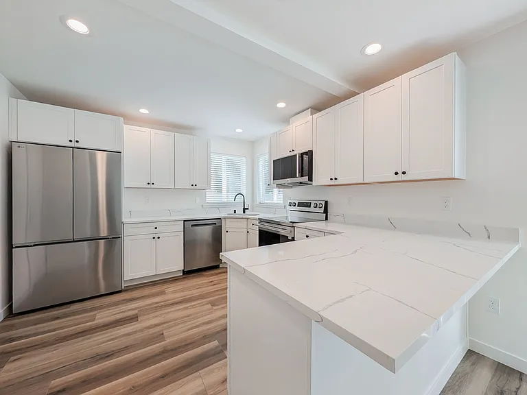 1625 114th St NE — Photo 2