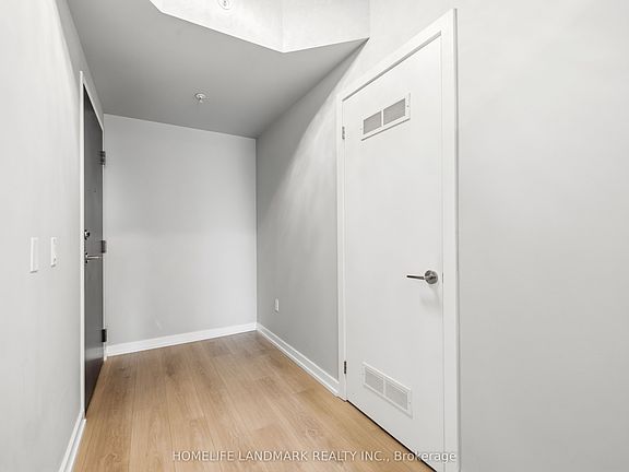 3rd image of 3237 Bayview Ave #307