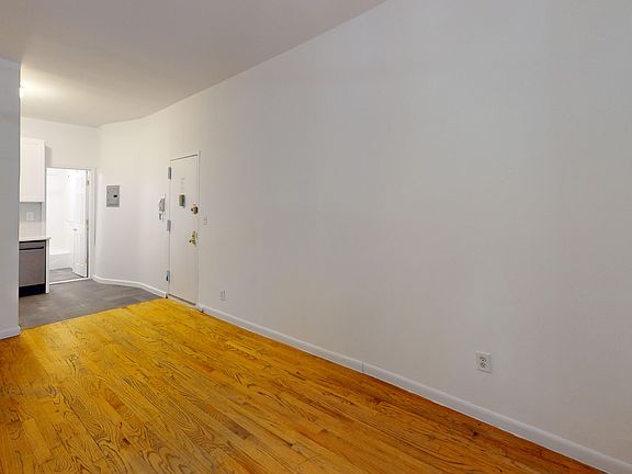 5th image of 335 E 92nd St APT 1D