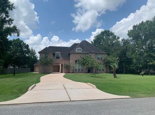 9022 Willow Spring Ln, Conroe, TX 77302