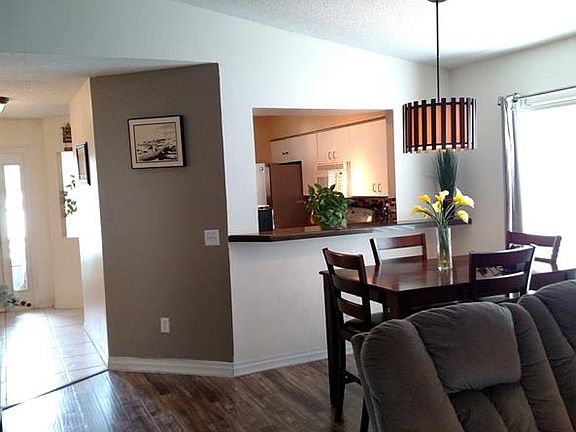 5th image of 5917 39th Ave W