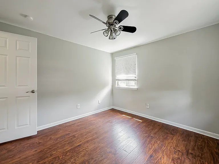 19513 Pollyanna Dr — Photo 46
