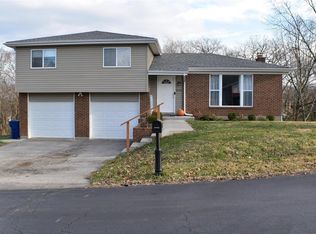 5046 Countryside Dr, Imperial, MO 63052