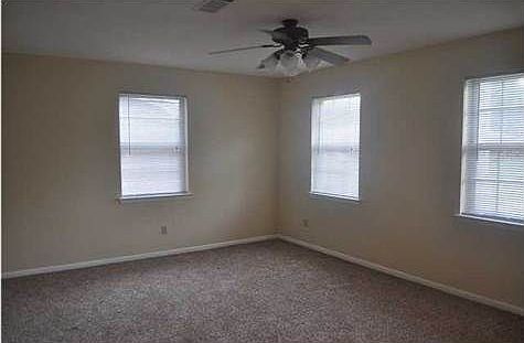 2nd image of 3235 Fresno Ave