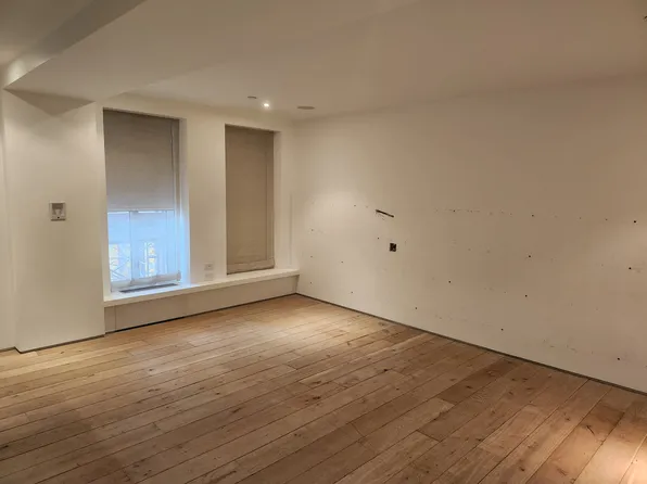 140 East 63rd Street image 21 of 27