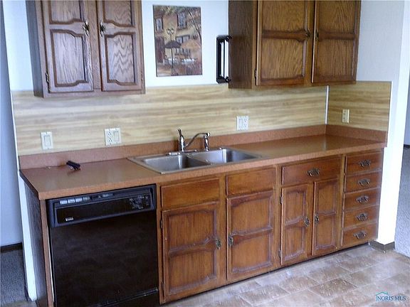 5th image of 6729 Woodlake Dr #6729