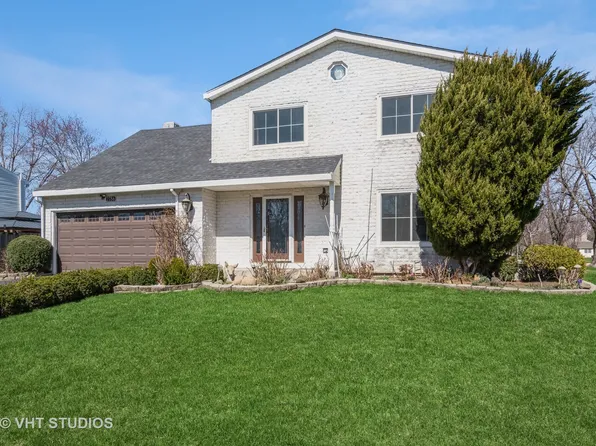 2786 Springdale Cir, Naperville, IL 60564