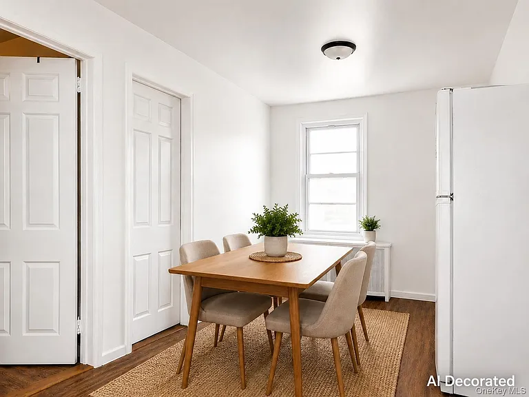 215 Willis Ave #2 — Photo 5