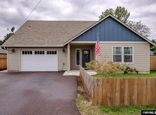 2644 Birch St, Lebanon, OR 97355