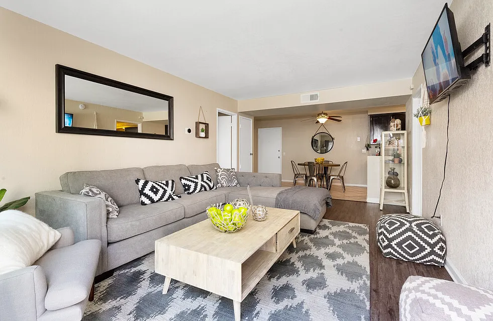 Floor plan Upstairs