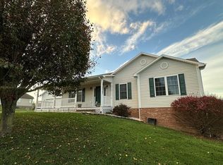 429 Stonebrook Dr, Galax, VA 24333