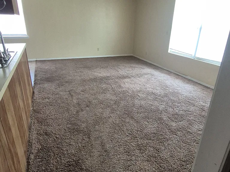 419 S Oakdale Dr #4 — Photo 9
