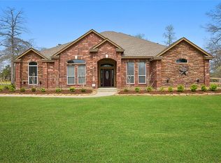 11 Lakefield Blvd, Magnolia, TX 77355