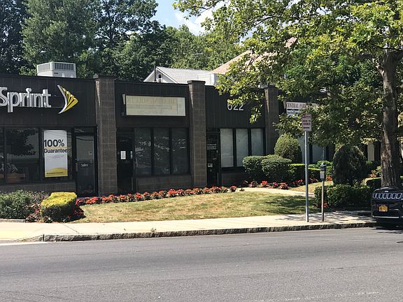 2nd image of 622 Yonkers Ave