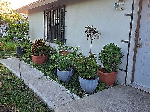 Side view of entrance 