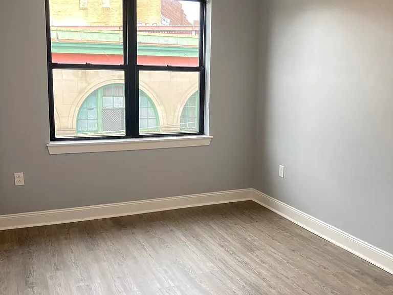 4663 Paul St #4 — Photo 10