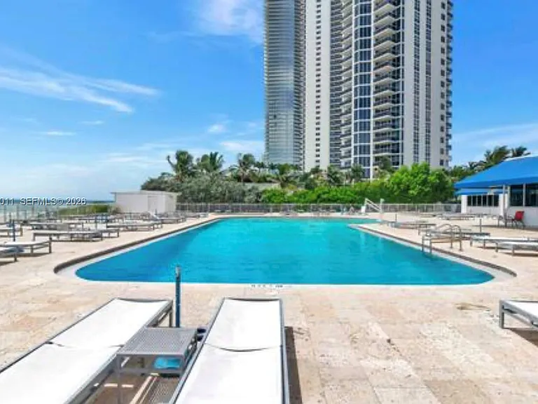 19201 Collins Ave #440 — Photo 11
